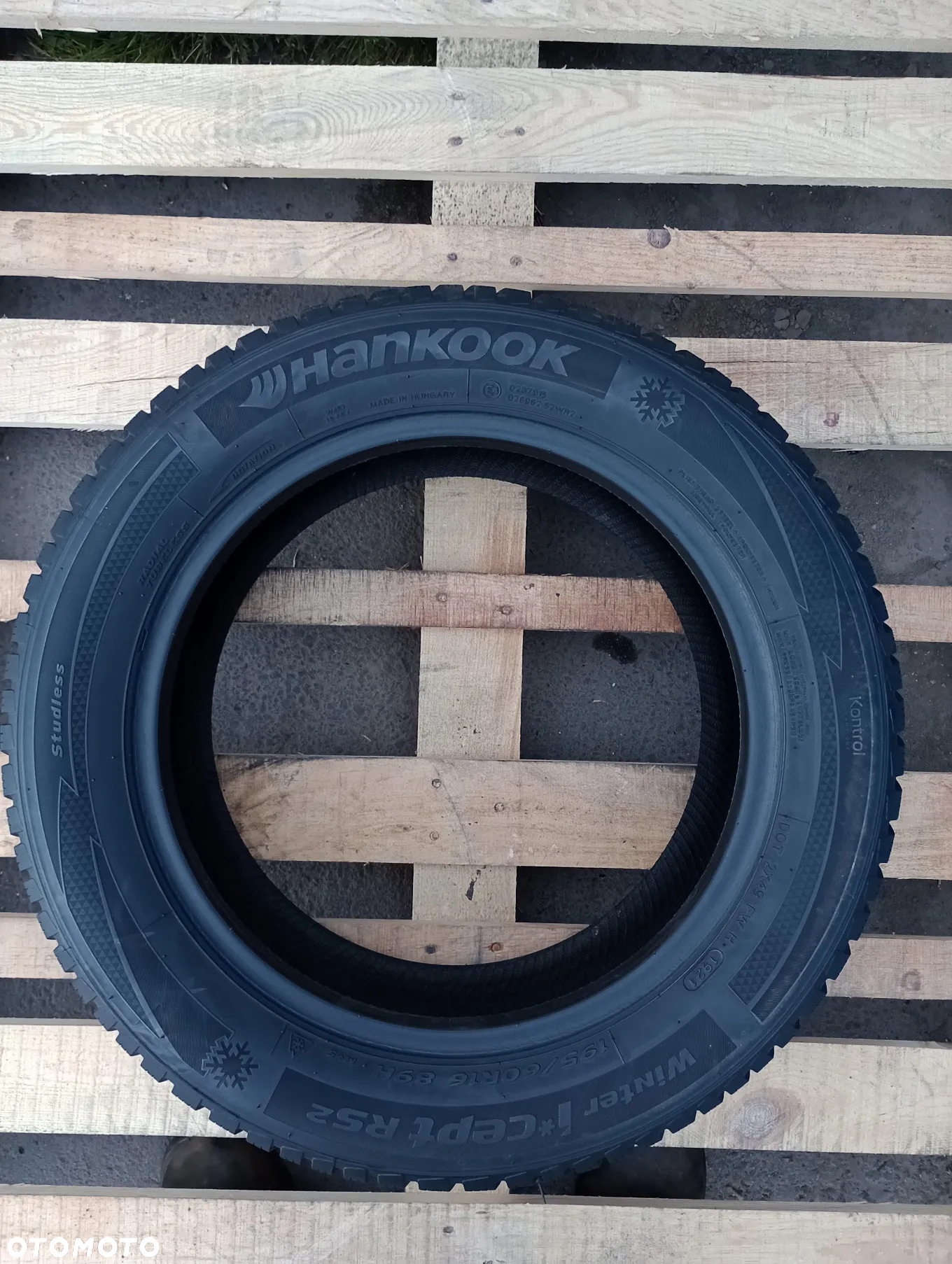 OPONA ZIMOWA 1x 195/60 R16 89H HANKOOK WINTER ICEPT RS2 - 3
