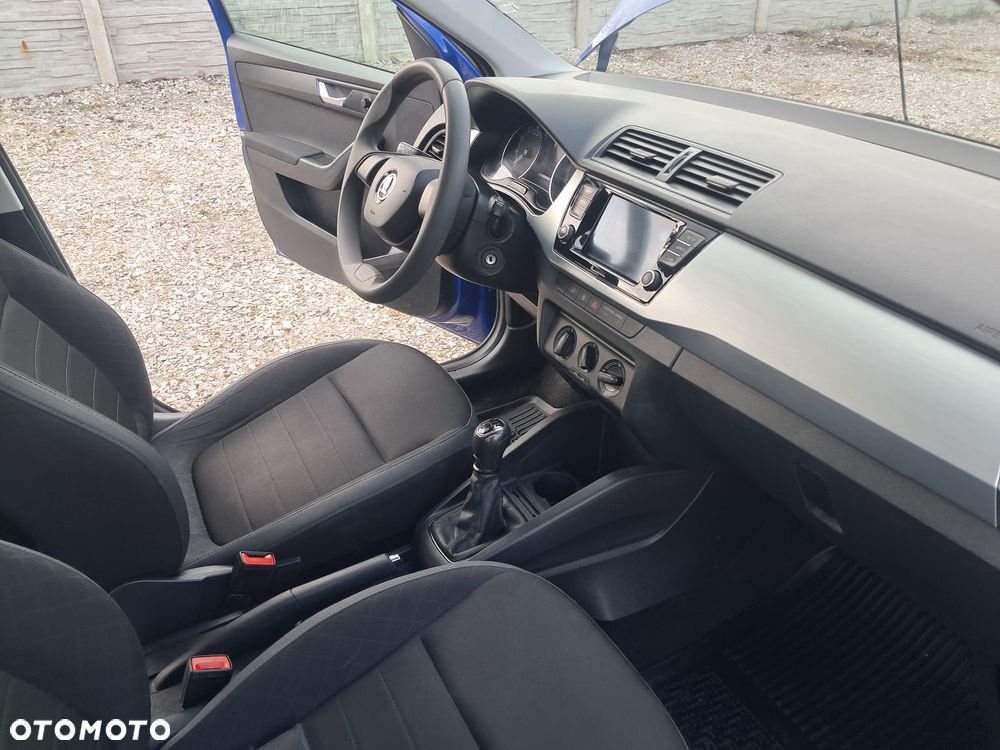 Skoda Fabia - 6