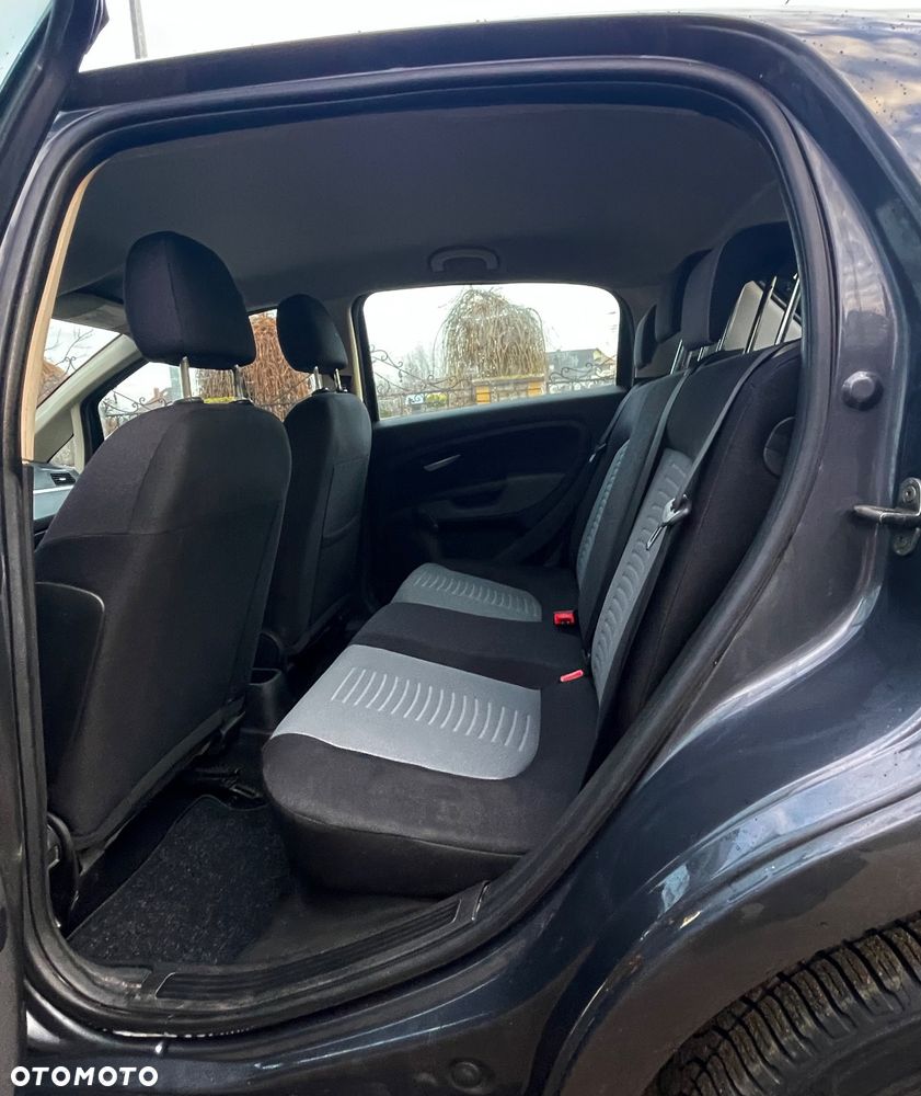 Fiat Grande Punto 1.4 8V Dualogic Active - 6