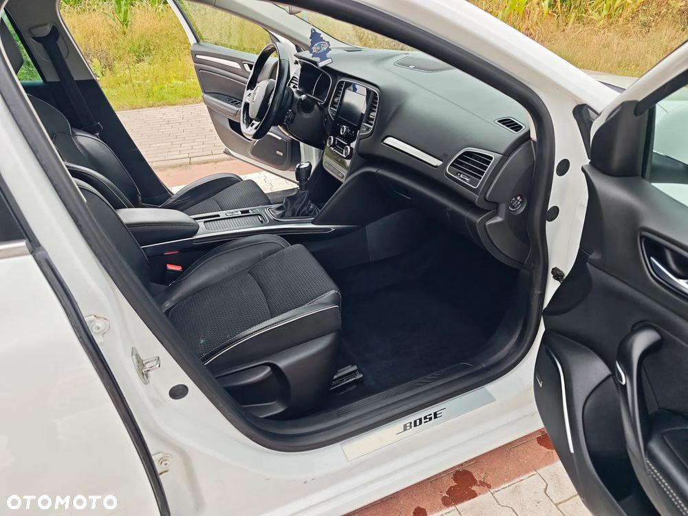 Renault Megane 1.2 Energy TCe Bose - 13