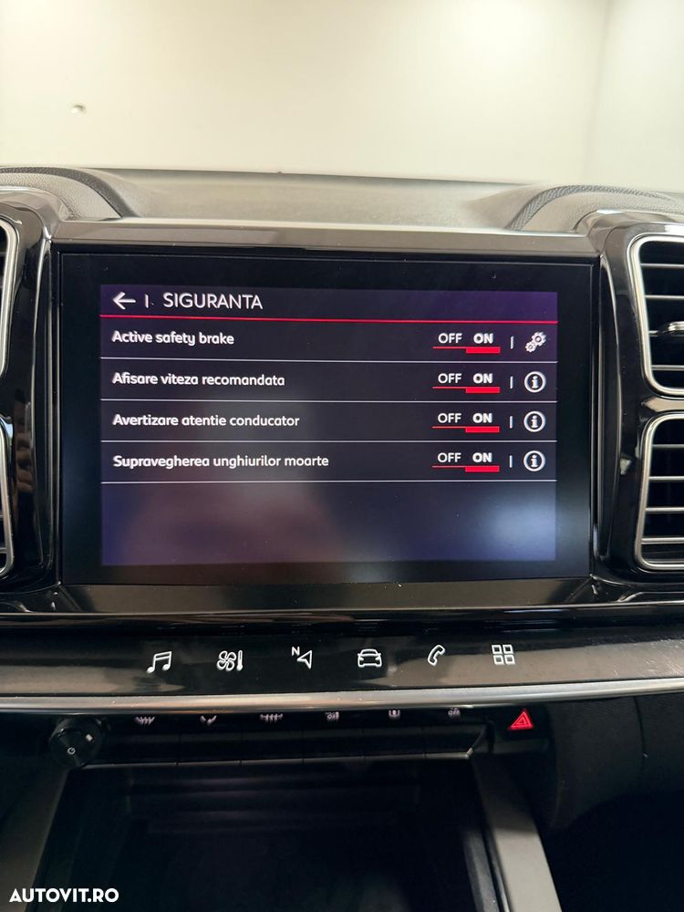 Citroën C5 Aircross 1.2 PureTech S&S BVM6 Live Pack - 24