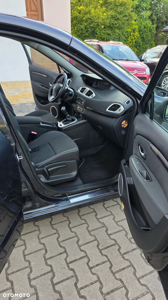 Renault Grand Scenic 1.6 16V 110 Authentique - 23