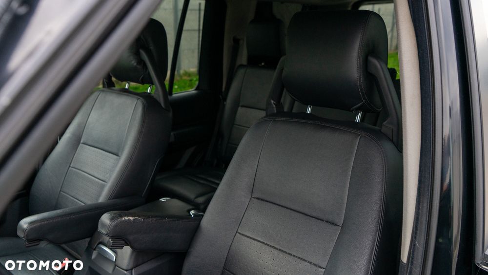 Land Rover Discovery - 26