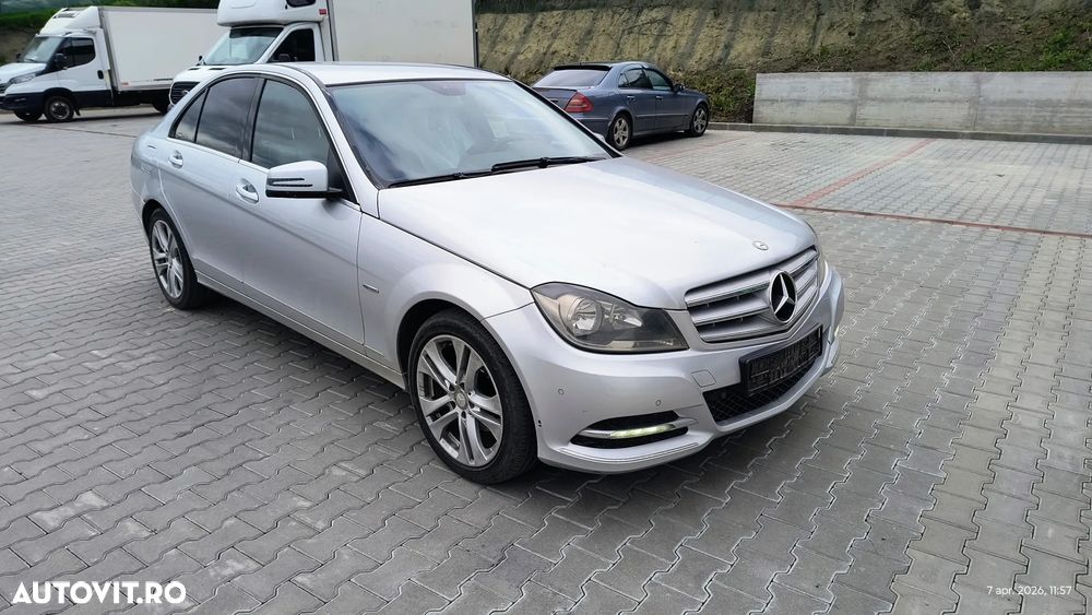 Mercedes-Benz C 180 CDI DPF (BlueEFFICIENCY) 7G-TRONIC - 1