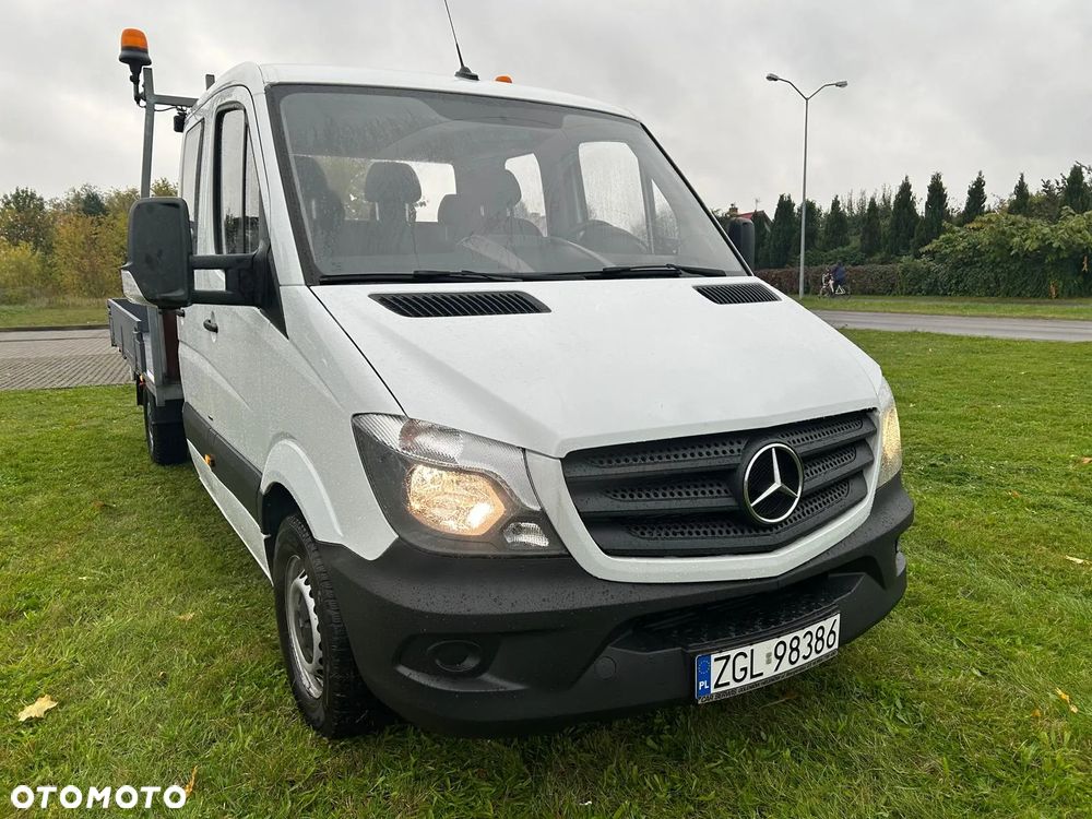 Mercedes-Benz Sprinter - 1