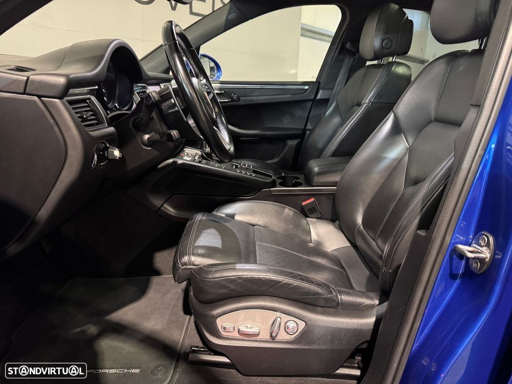 Porsche Macan - 54