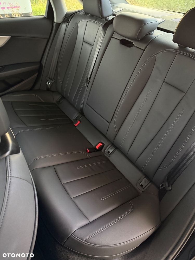 Audi A4 Limousine 45 TFSI quattro S tronic - 19