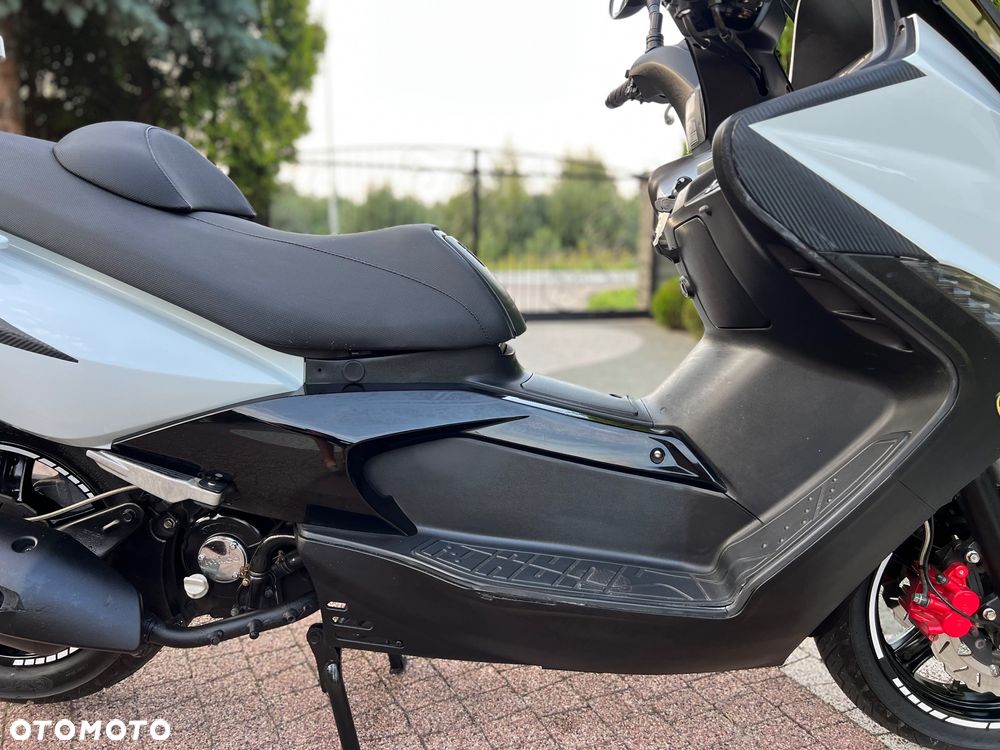 Kymco Xciting - 8