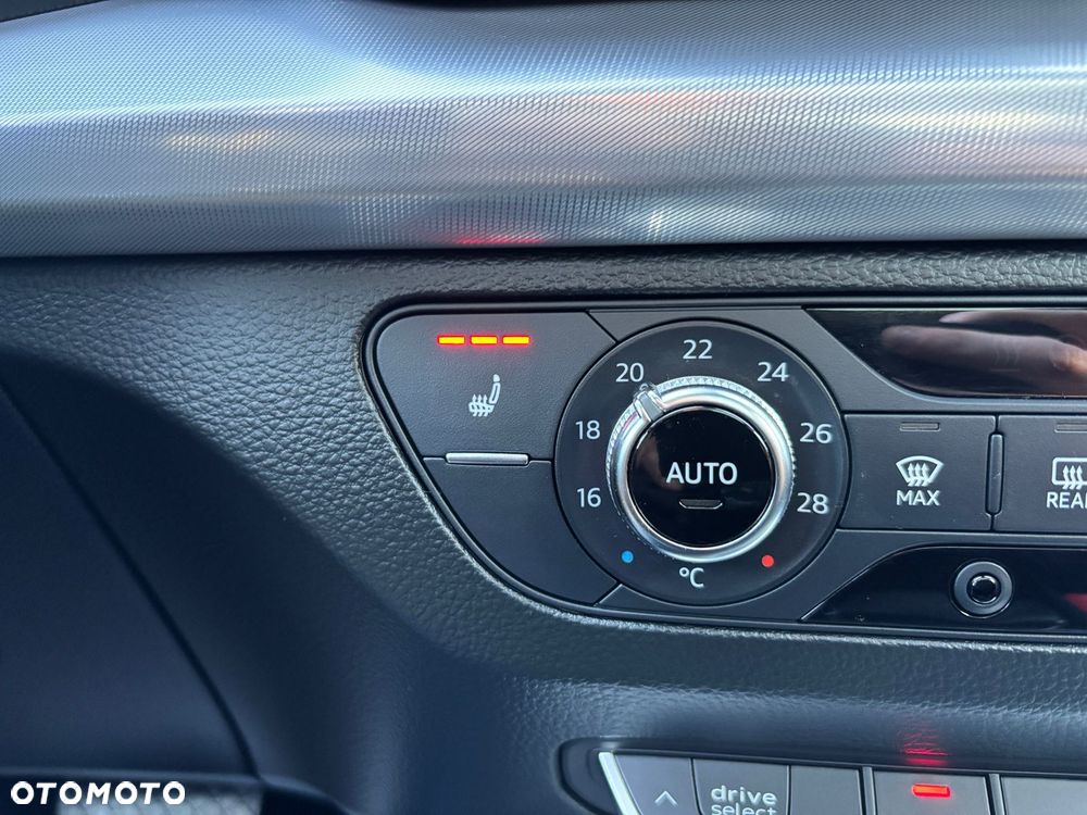 Audi Q5 35 TDI S tronic - 28