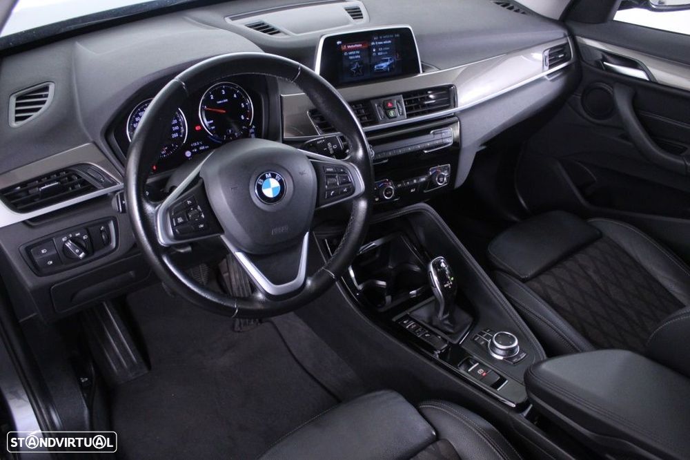 BMW X1 16 d sDrive Auto xLine - 32