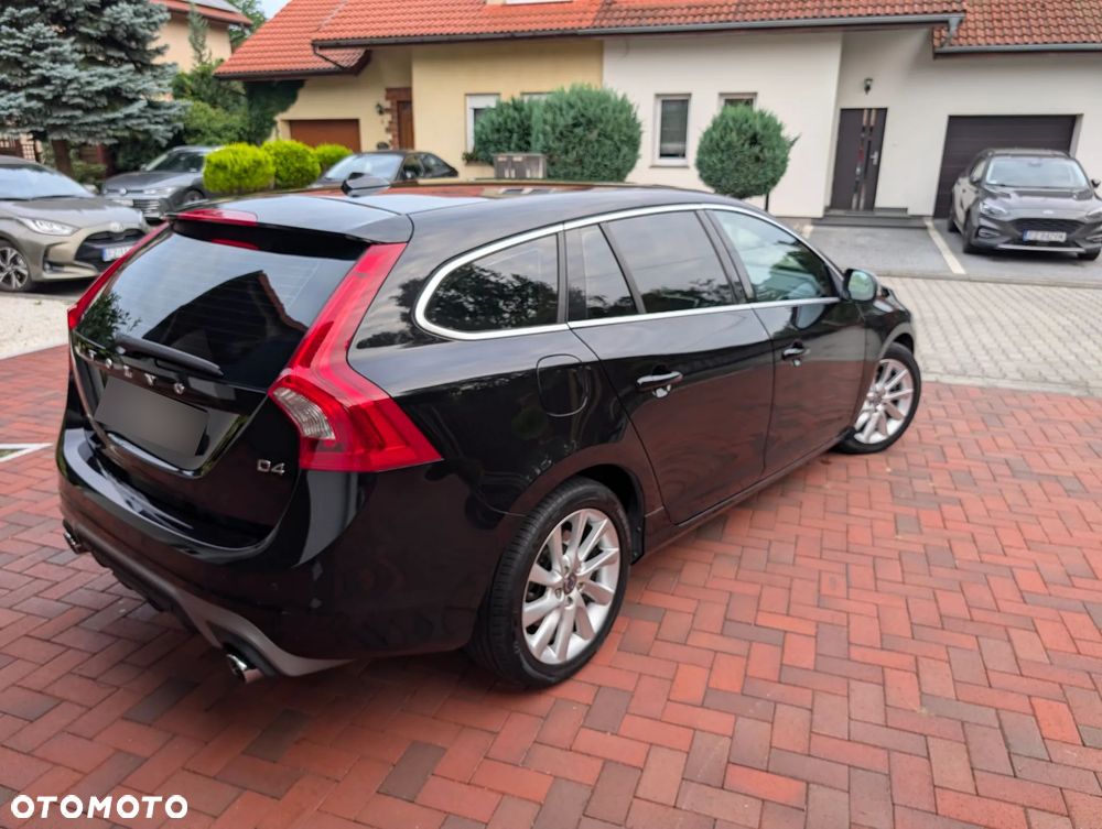 Volvo V60 D4 Drive-E R-Design Kinetic - 12