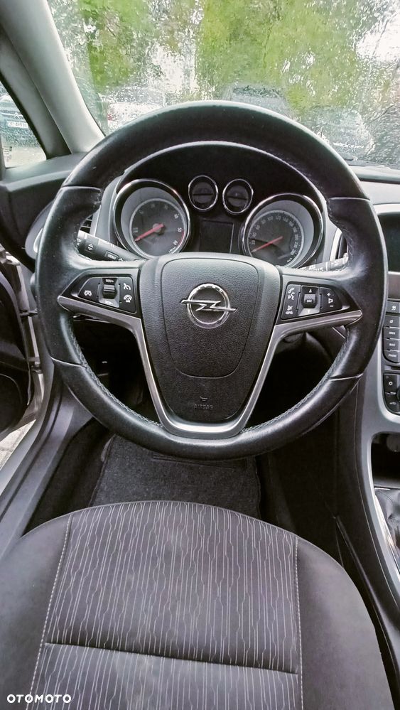Opel Astra - 14