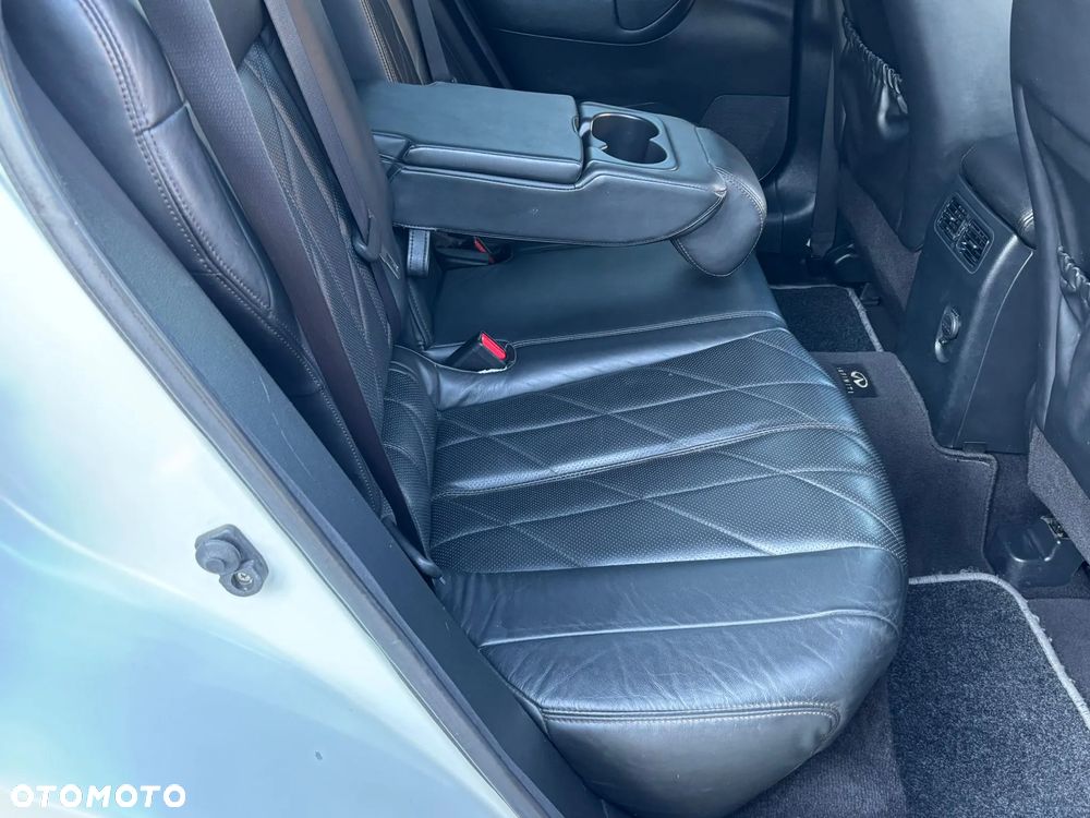 Infiniti FX FX35 AWD - 11