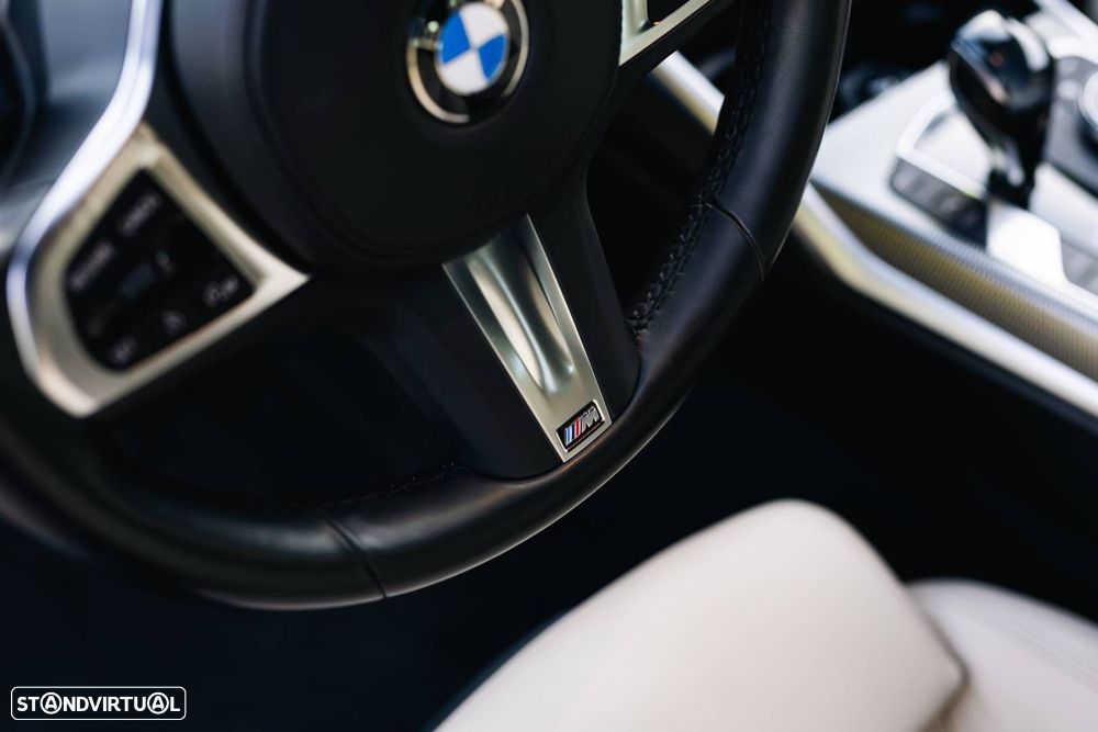 BMW 320 d Pack Desportivo M Auto - 48