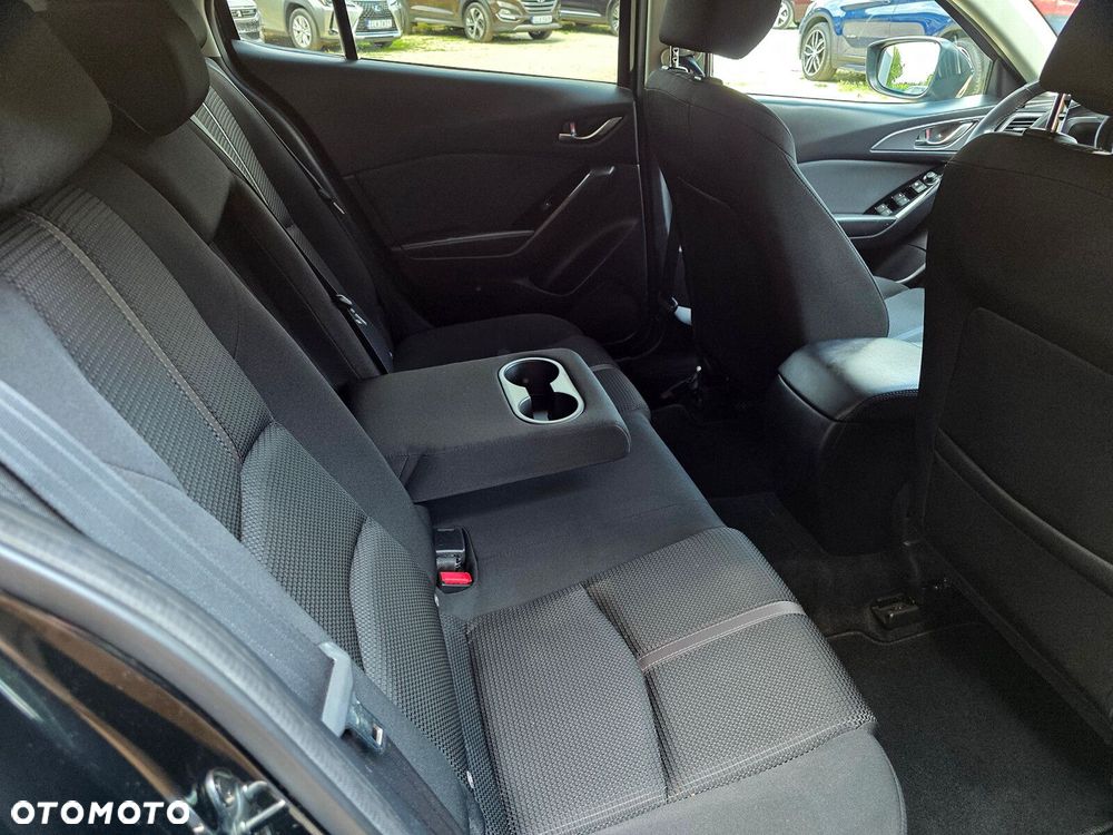 Mazda 3 - 16