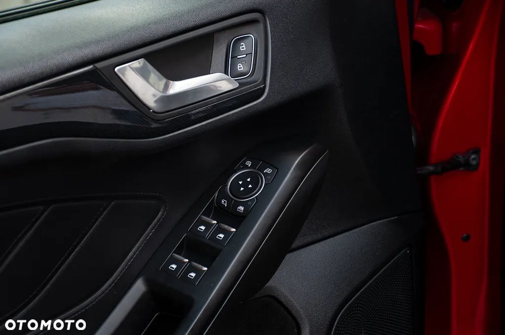 Ford Focus - 22