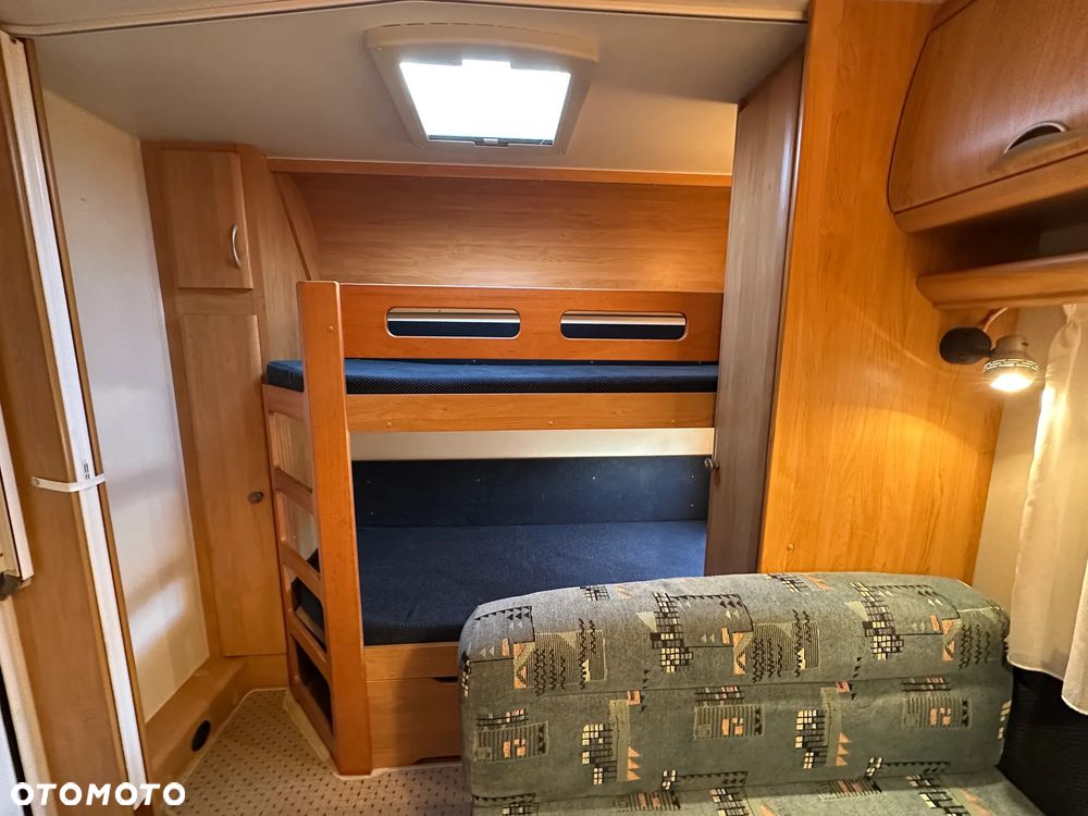 Hobby 500 KMFE z napędem i nową markizą. DMC 1400 kg !! RATY !! - 10