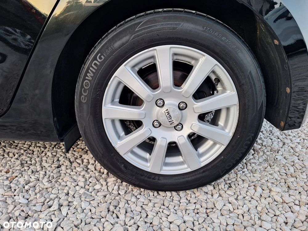 Hyundai i20 1.2 Trend - 29