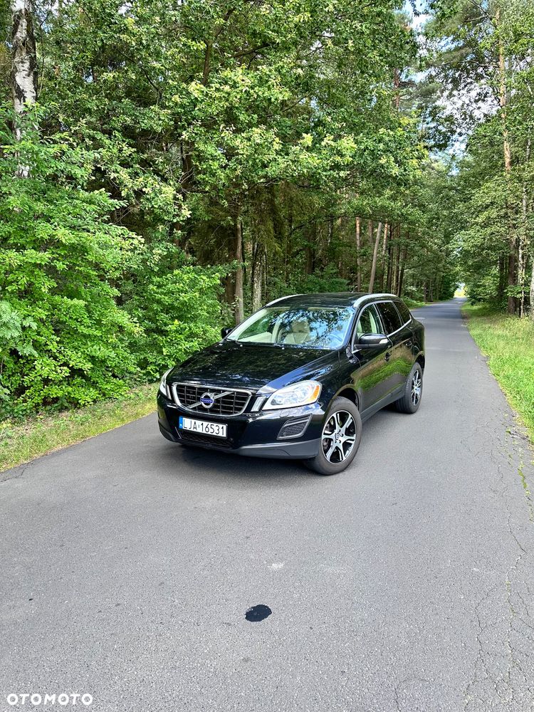 Volvo XC 60 D3 Momentum - 1
