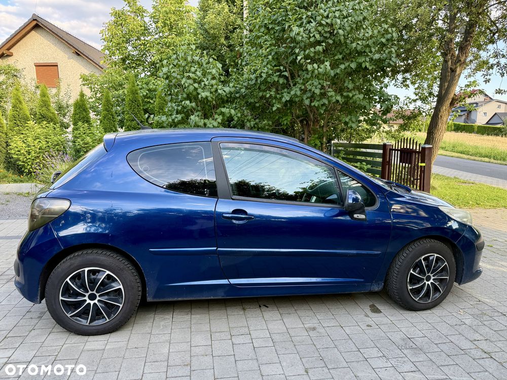 Peugeot 207 - 3