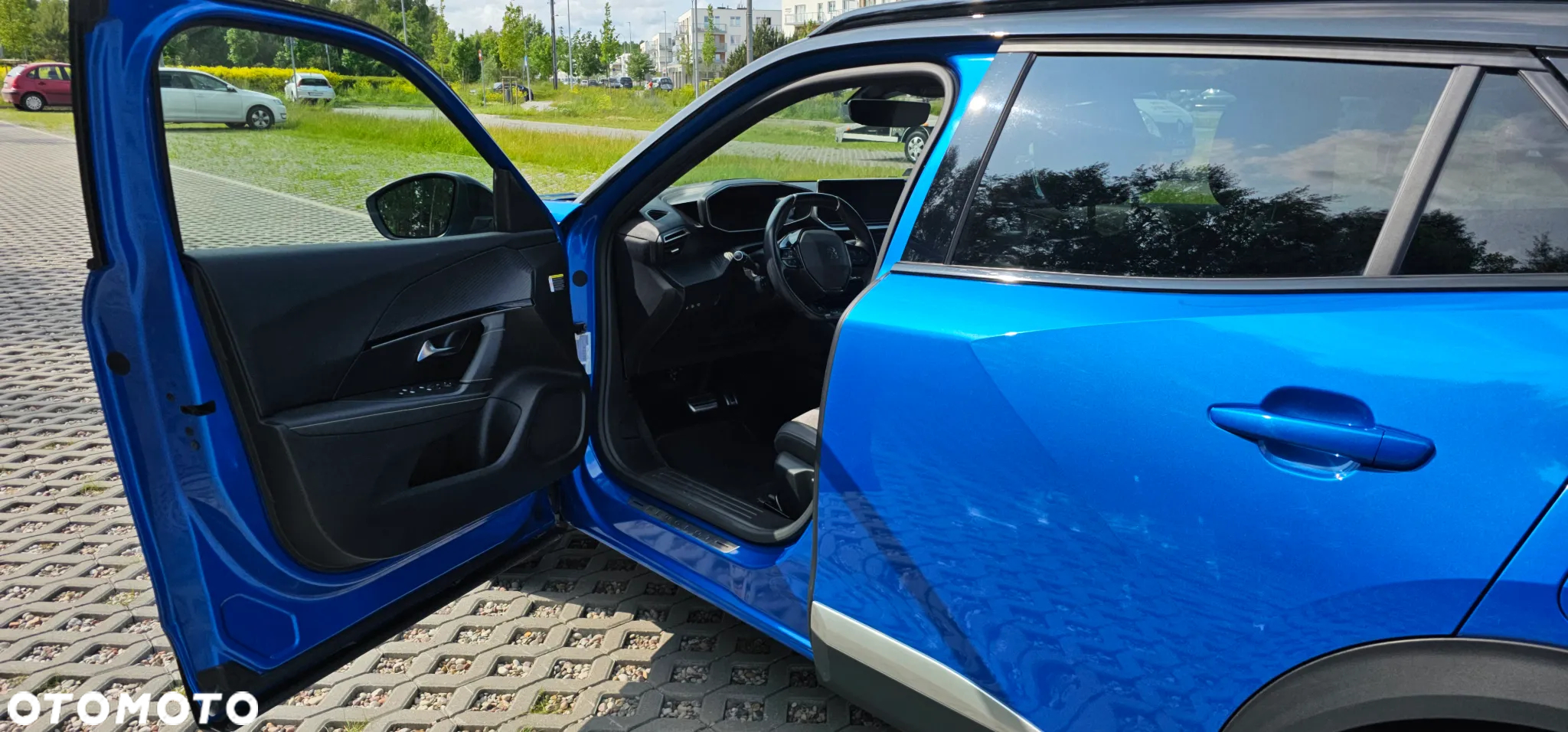 Peugeot 2008 e-2008 GT - 8