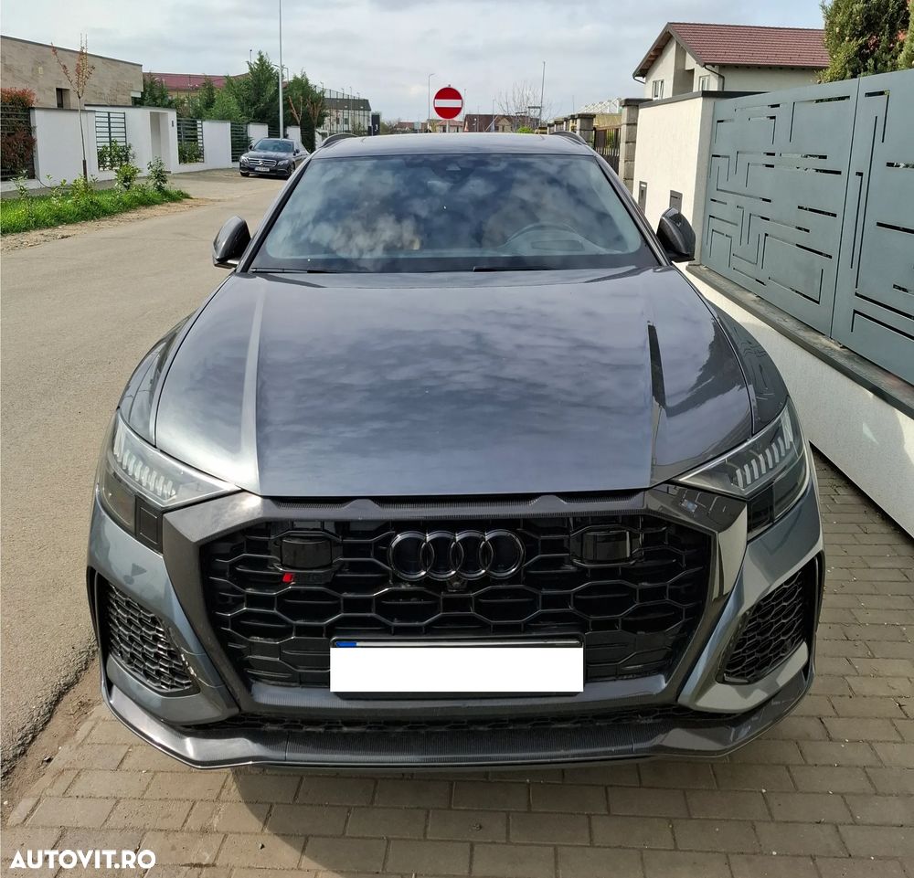 Audi RS Q8 - 2
