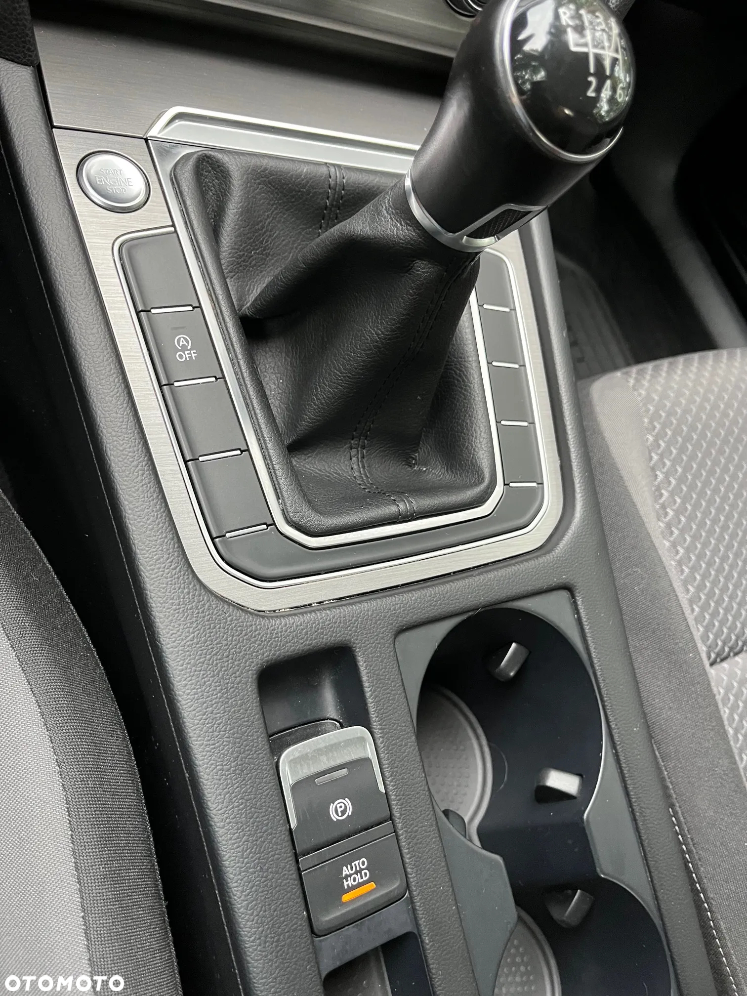 Volkswagen Passat 1.4 TSI BMT Trendline - 30