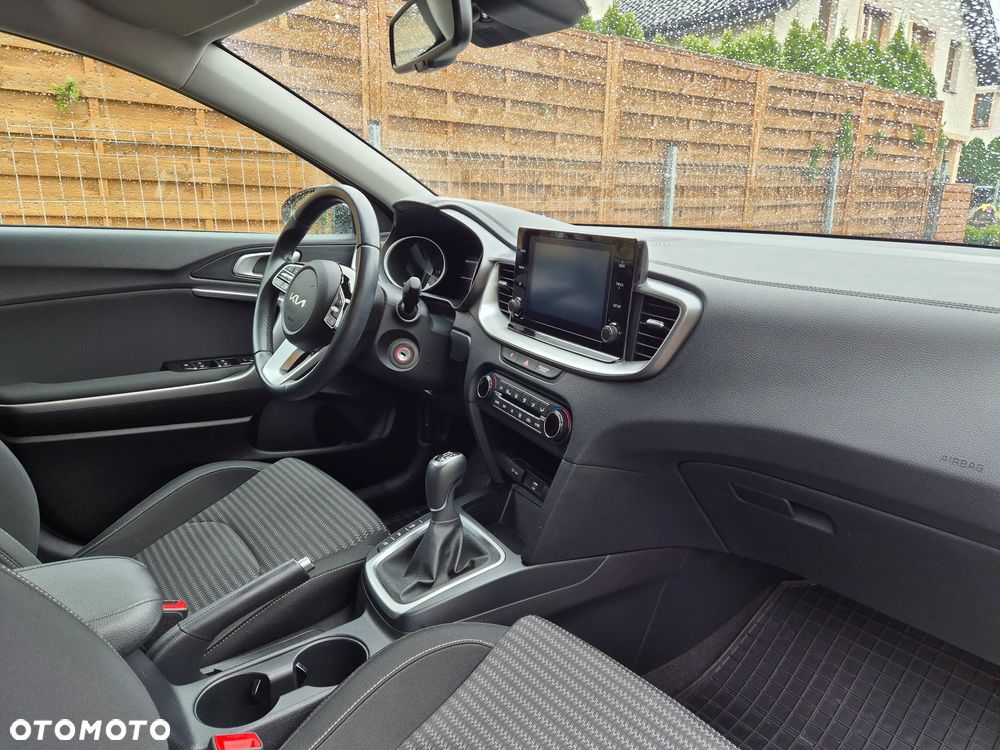 Kia Ceed 1.5 T-GDI M - 7
