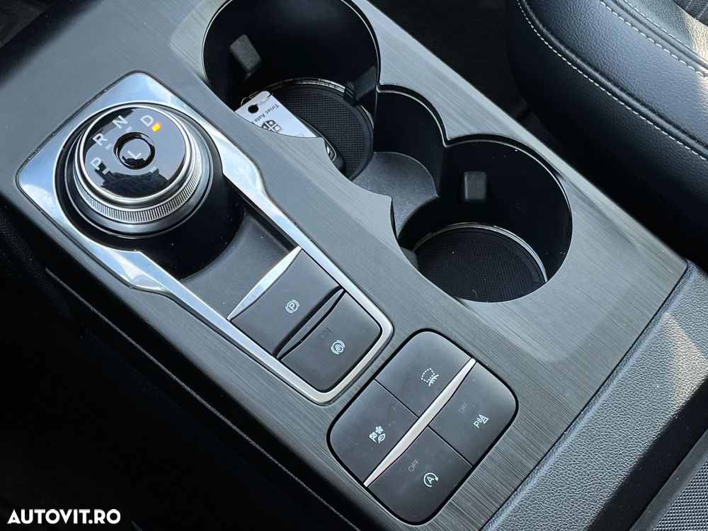 Ford Kuga 2.0 EcoBlue A8 AWD Titanium - 22