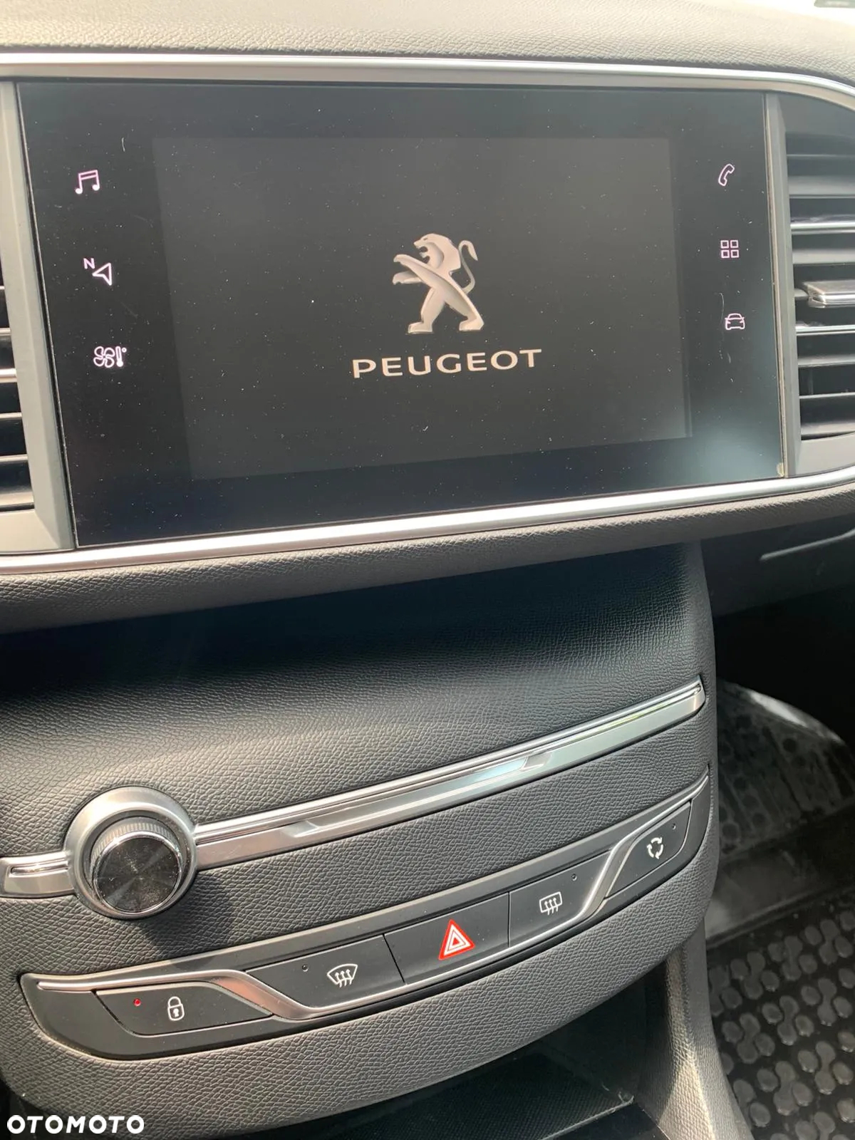 Peugeot 308 SW 1.5 BlueHDi Active S&S - 16