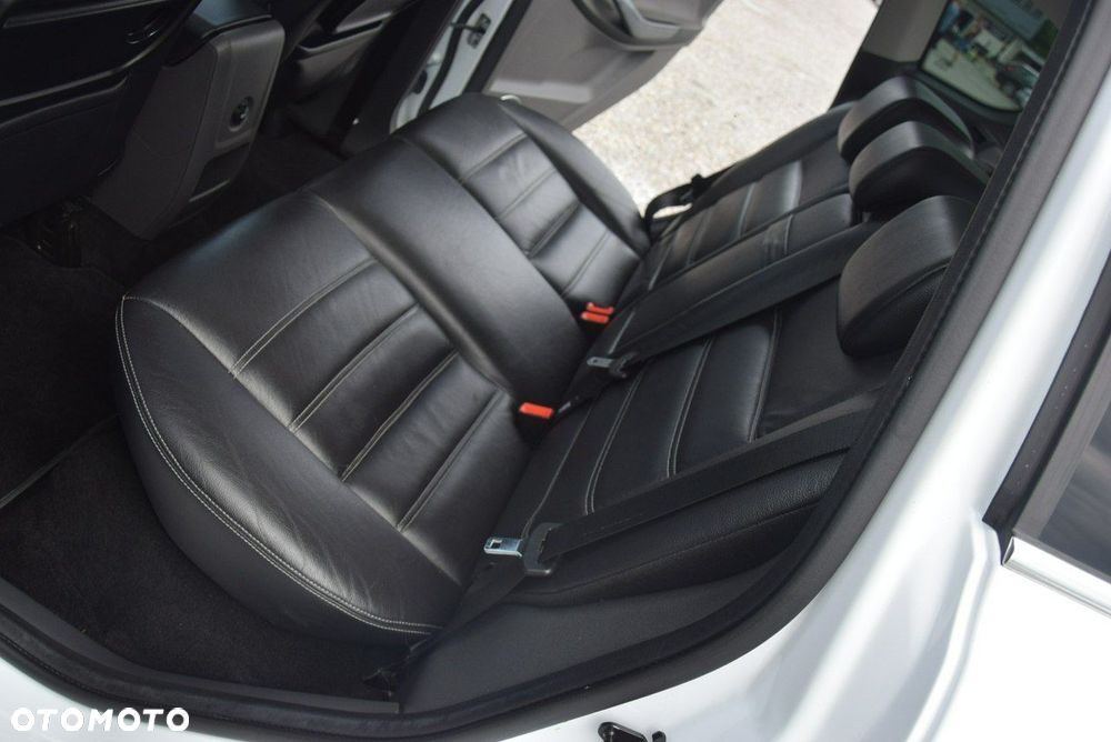 Ford Kuga - 20