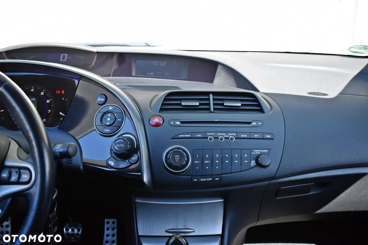 Honda Civic 1.8 Sport - 19