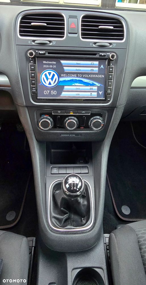 Volkswagen Golf 1.6 Q-Line - 10