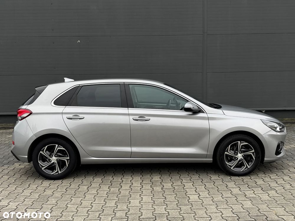 Hyundai i30 1.5 DPI Smart - 2