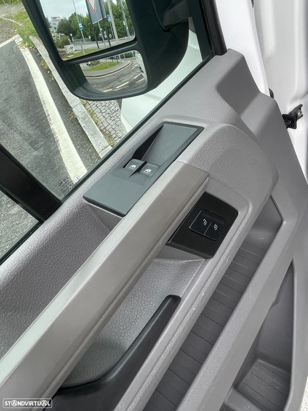 VW Crafter 35 2.0 TDI L3H3 - 18