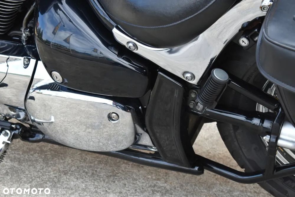 Suzuki VL 800 Volusia - Boulevard C50 - 17