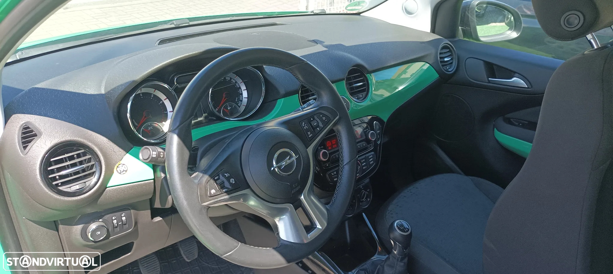 Opel Adam 1.2 Glam - 11