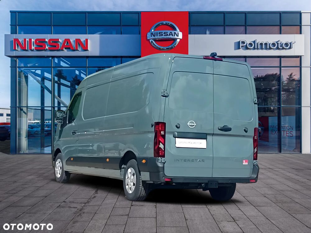 Nissan Interstar - 3