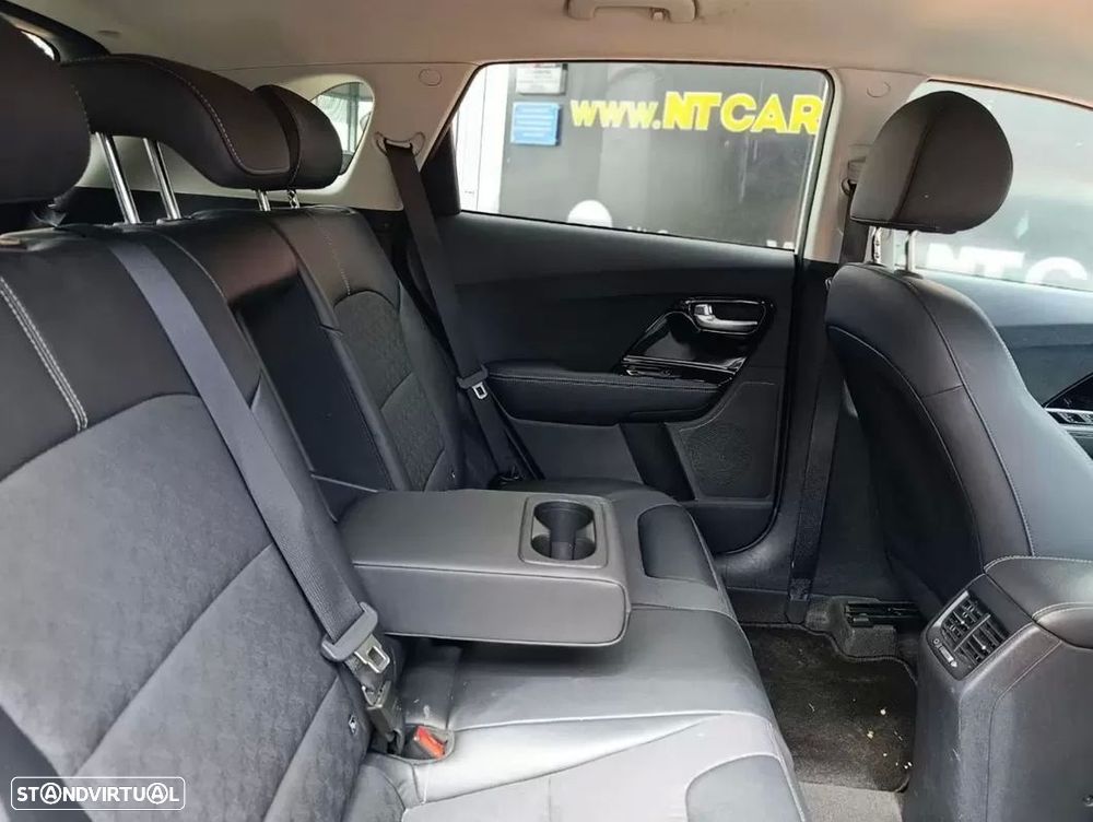 Kia Niro 1.6 GDi HEV Drive - 23
