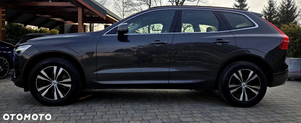 Volvo XC 60 B4 D Geartronic Momentum Pro - 22