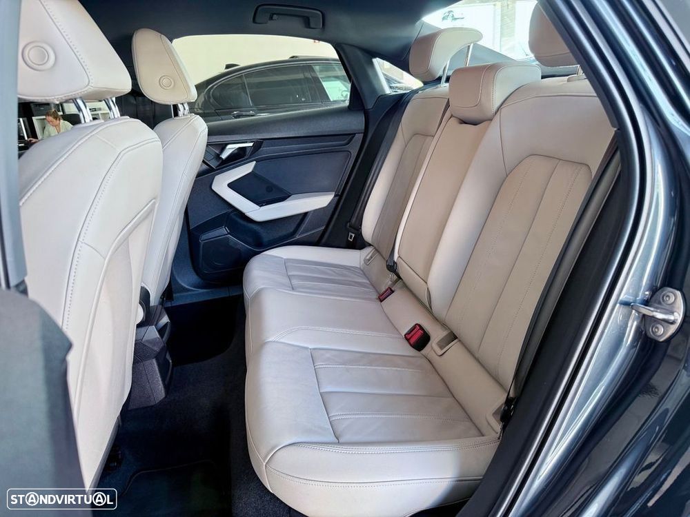 Audi A3 Limousine 30 TFSI Advanced - 18