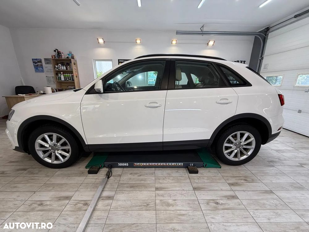 Audi Q3 2.0 TDI Quattro Stronic Design - 10