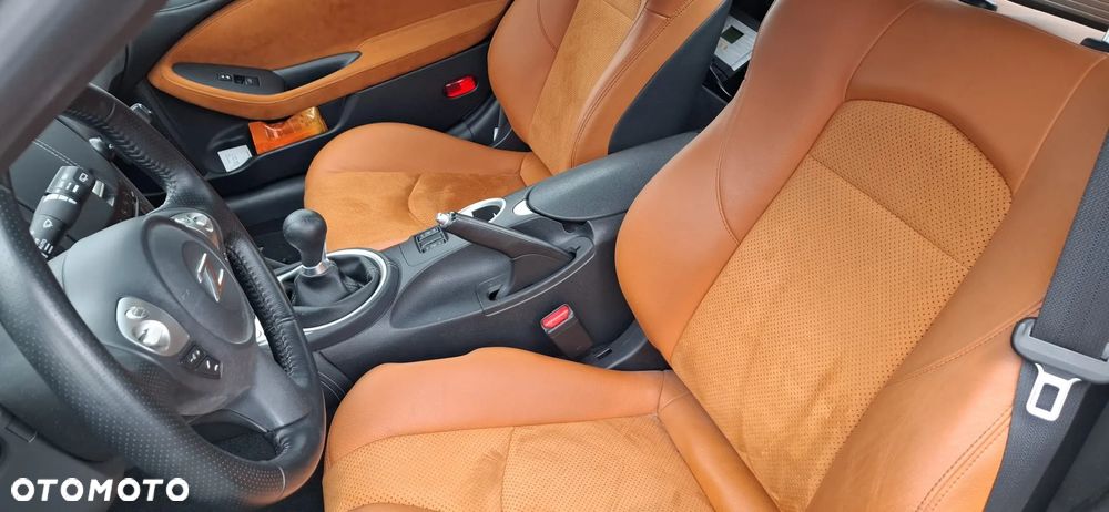 Nissan 370 Z 3.7 V6 - 7