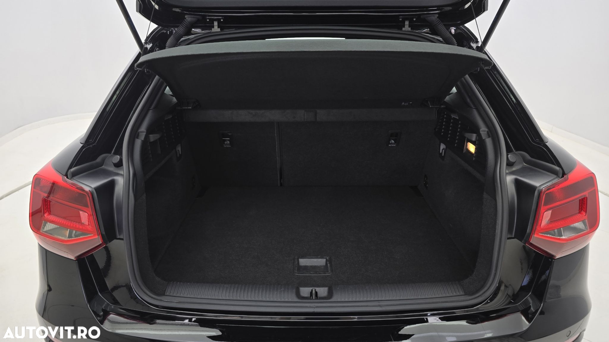 Audi Q2 - 25