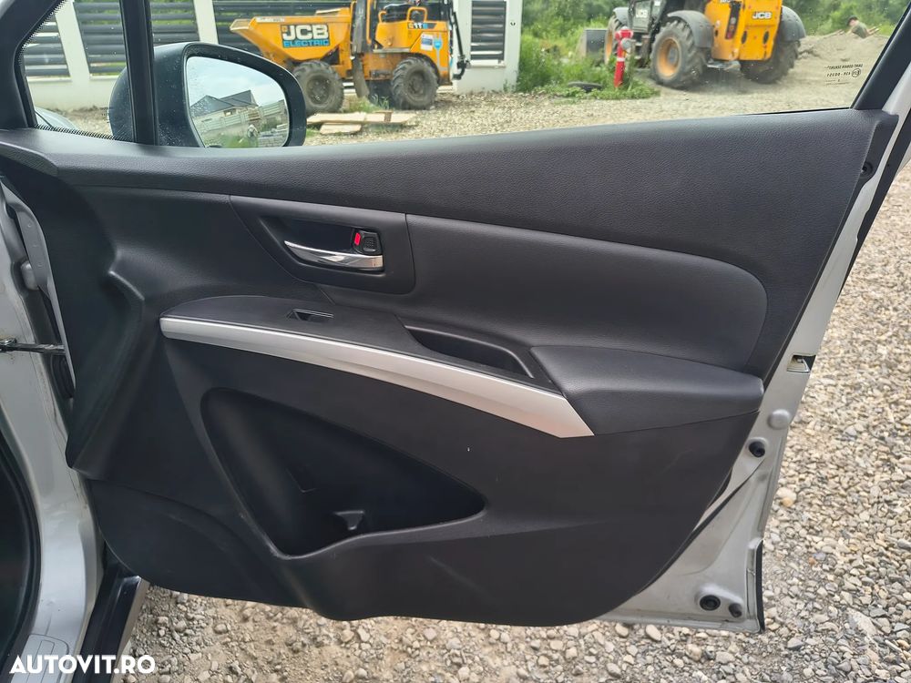 Suzuki S-Cross 1.6 DDIS Allgrip Comfort+ - 21