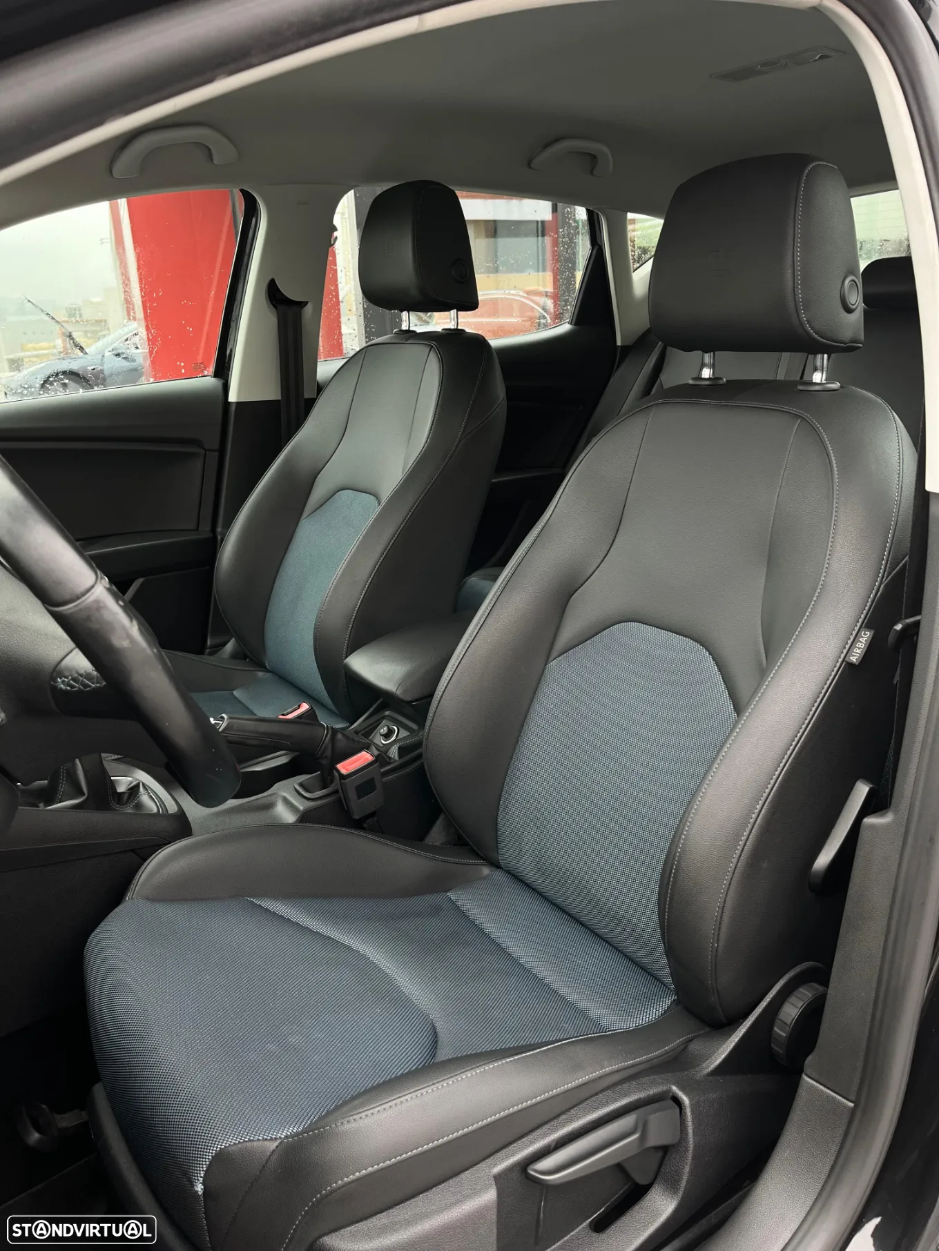 SEAT Leon 1.6 TDI S&S CONNECT - 11
