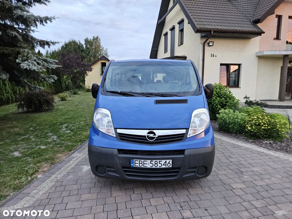 Opel Vivaro L2H1 2.9t - 7