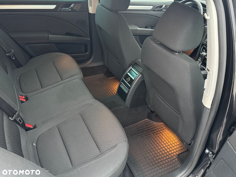 Skoda Superb 2.0 TDI Green tec 4x4 DSG Exclusive - 17