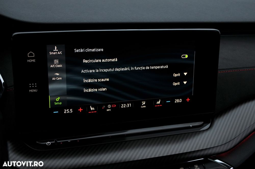 Skoda Octavia Combi 2.0 TDI DSG RS - 27