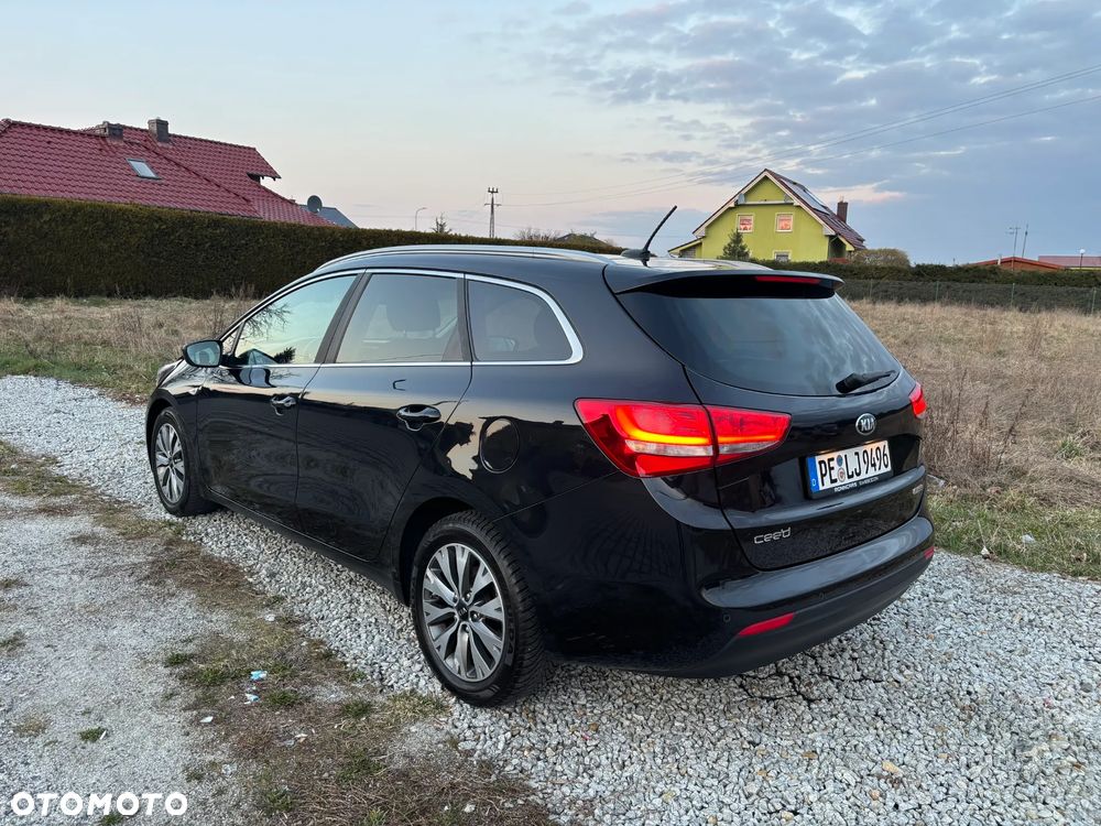 Kia Ceed 1.6 CRDi 136 ISG Platinum Edition - 15